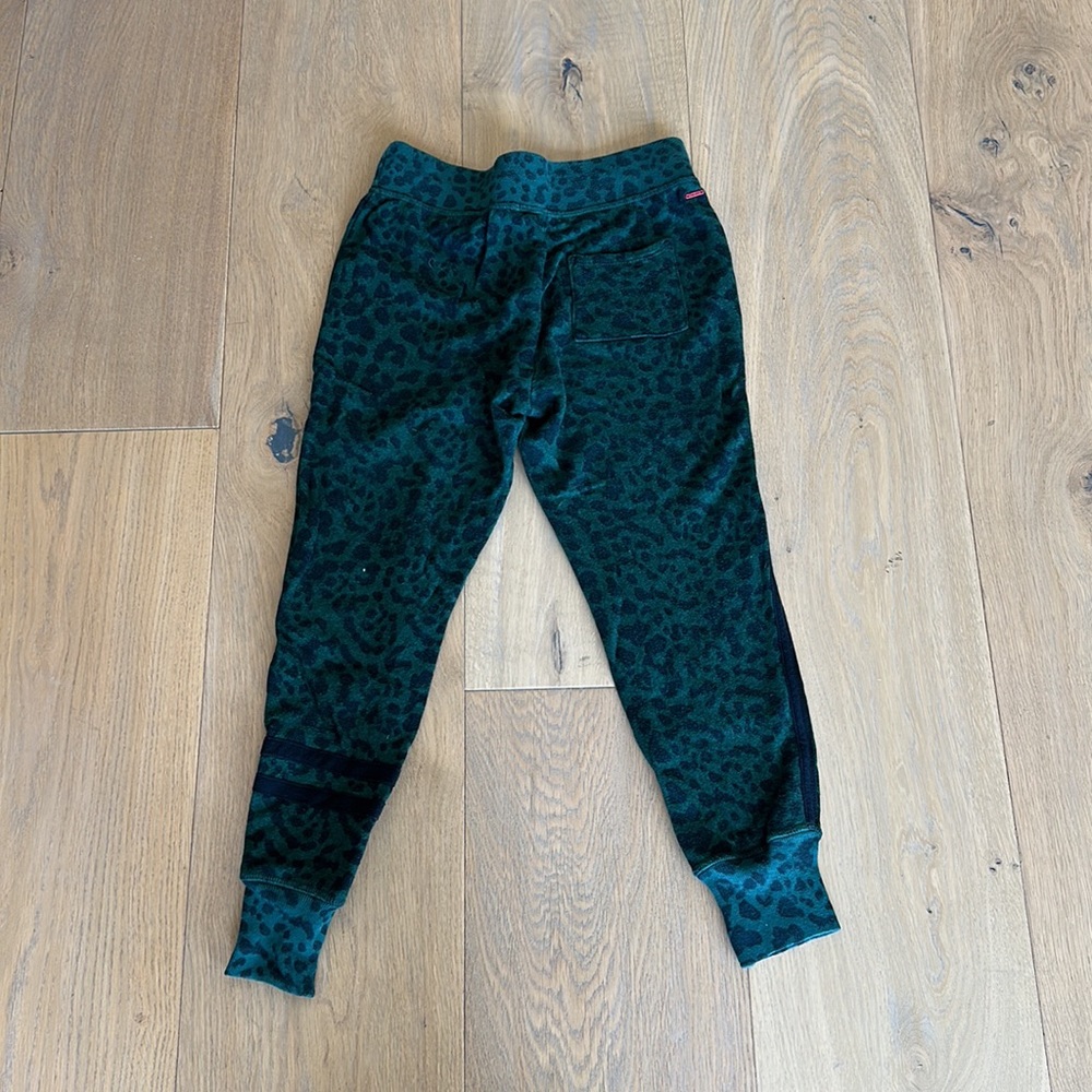 Women’s n:Philanthropy Sweatsuit - Picture 12 of 16
